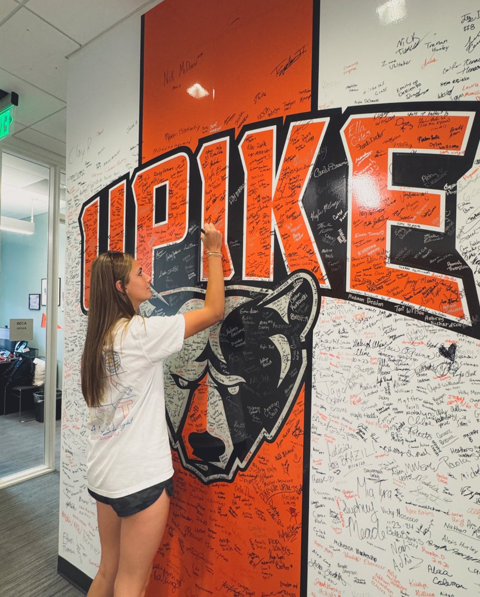 Go Bears!! 🐻🧡 <a href="/UPIKE_softball/">UPIKE Softball</a> <a href="/unityClark_2025/">Brandon Clark</a> <a href="/TinchTheGrinch/">Abby Tincher Davis</a> <a href="/TincherPitching/">Tincher Pitching</a> <a href="/HHSFastpitchSB/">Huntsville Softball</a> <a href="/rstaggs/">Robert Staggs ✝️🐻🥎🇺🇸</a> <a href="/upikebears/">UPIKE 🐻</a>