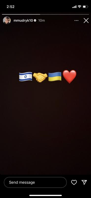 concavemeniscus's tweet photo. lets all laugh at Zinchenko and Mudryk😂😂😂😂 https://t.co/1fv4LxVszB