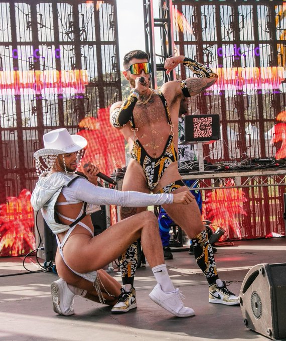 Performing ROYAL TEASE with @hisbigdream for #WehoPride 👑🎤 https://t.co/5BZKHAPRtL<a class="tags" target="_blank" title="On Twitter" href="/?out=eyJ0eXAiOiJKV1QiLCJhbGciOiJIUzUxMiJ9.eyJpYXQiOjE3MjE4Nzc1NDYsImlzcyI6InR3cG9ybnN0YXJzLmNvbSIsIm5iZiI6MTcyMTg3NzU0NiwiZXhwIjoxNzUzNDEzNTQ2LCJyZWRpcmVjdF91cmwiOiJodHRwczovL3R3aXR0ZXIuY29tL2hpc2JpZ2RyZWFtIn0.Xdk_klf75W0CklFFRHBDnzWz6STaTBfpexvKejGfCS1Sixedigdd7ymIFVRateuHHkHvVrjj4bsBqKIZp6jXVw">@hisbigdream</a><a href="/tag/wehopride"class="tags">#WehoPride</a>