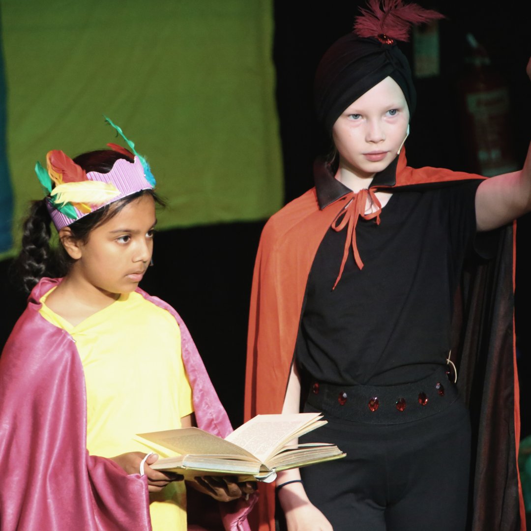 BraesideSch's tweet photo. 🎭✨ Braeside School's production of Aladdin Jr. was a spectacular success! 

The children put so much effort into their rehearsals, and all the hard work really paid off. Well done, everyone! 🌟👏

#BraesideSchool #AladdinJr #RedbridgeDramaCentre #BuckhurstHill https://t.co/deoB2WPB0M