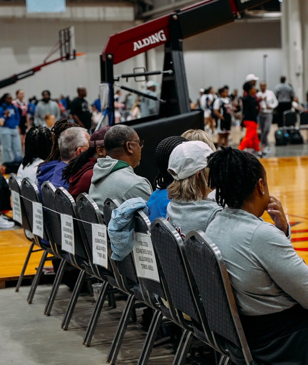 TFN's Run 4 Roses tweet media