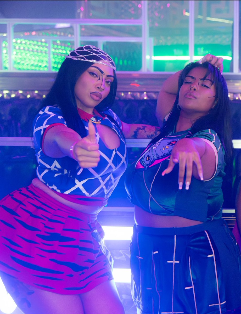 Now you know you gotta drop both
♥️💙💚💝