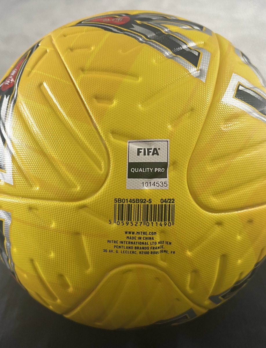 BJAF2010s's tweet image. Season prep well under way. 

First thing, fresh matchday balls! 

#ProStandard #FifaQuality #NoFlyAwayHere