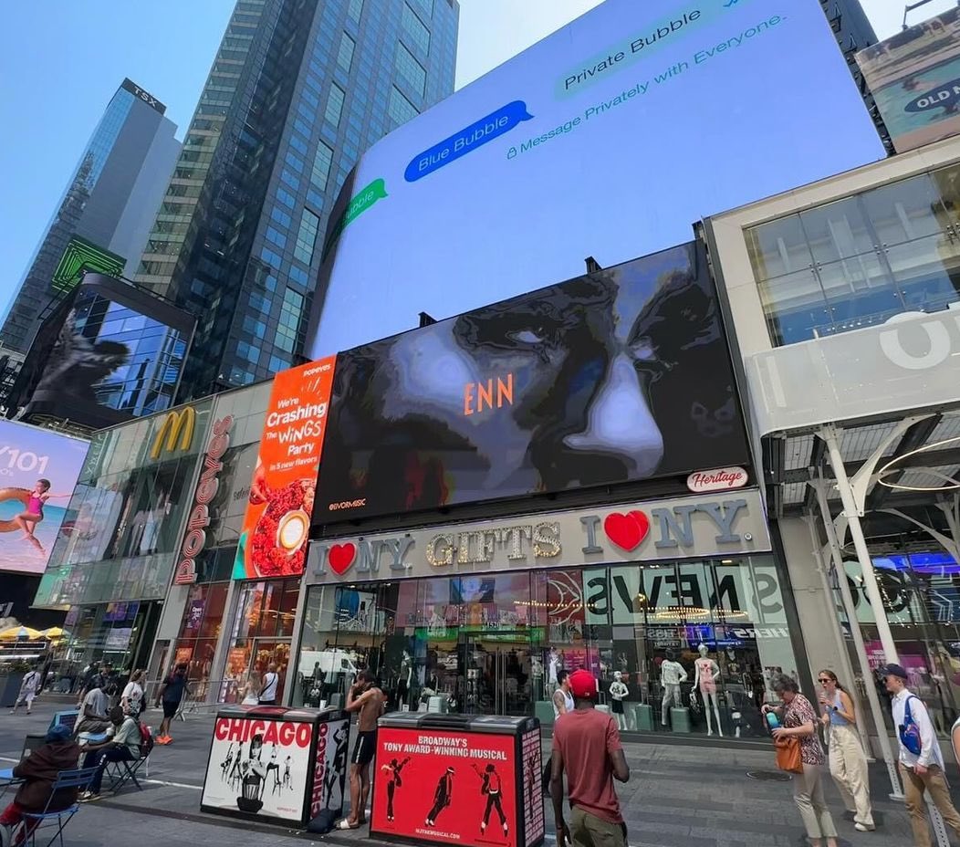 Happy to have worked with #evior to get her new album Enn on the Billboards in Times Square!! 🔥🔥🎶

Want to have your campaign on here? Send us a dm and we’ll get your sorted📨