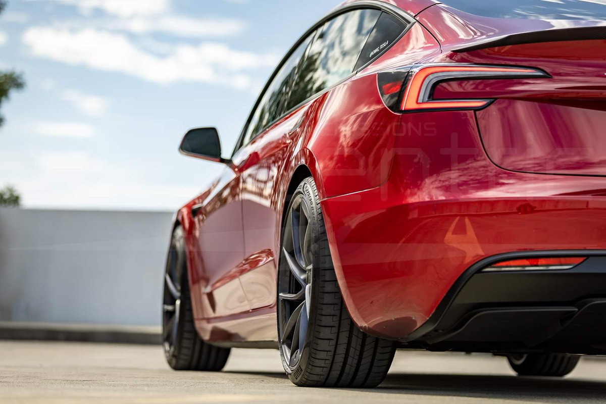 omg_tesla's tweet photo. OEM++ We will have a video releasing shortly on our thoughts of some off the shelf ZEV lowering springs coupled with the OEM Bilstein active dampers and some @MountainPassEV camber arms. To complete the look we added some #aspira spacers to the factory 20" forged wheels. All packages are now on the website and ready to ship. Check out the homepage banners at https://t.co/MjJmvAbEom.