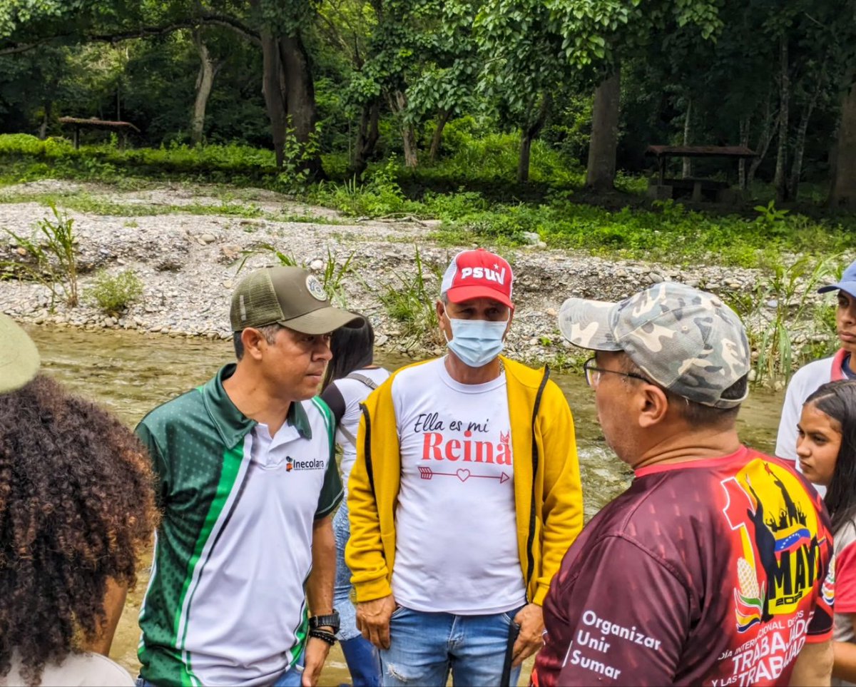 concejo_simonp's tweet photo. #26Jun || Desde el Parque Recreacional Las Mayitas participamos en la Gran Jornada de Reforestación llevada a cabo por @Inecolara1 @InparquesVzla Poder Popular y diferentes Instituciones del territorio de Simón Planas. 

#NicoTieneElSon
@NicolasMaduro 
@AdolfoP_Oficial https://t.co/lcaduvJNKo
