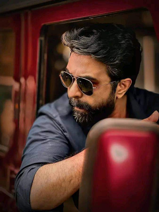 diyaSen76376951's tweet photo. Happy Birthday🎂
Dear @apurba_official
Wishing you lots &amp; lots of love..Happiness..good Health..Prosperity..&amp; amazing parenthood Ahead🤩

Be like this only
D Astounding Human
D Generous apurba

Be with us always🤞
D Best Smile in D World😀
MY REVERENCE  #HappyBirthdayApurba https://t.co/fzhKIgE10E