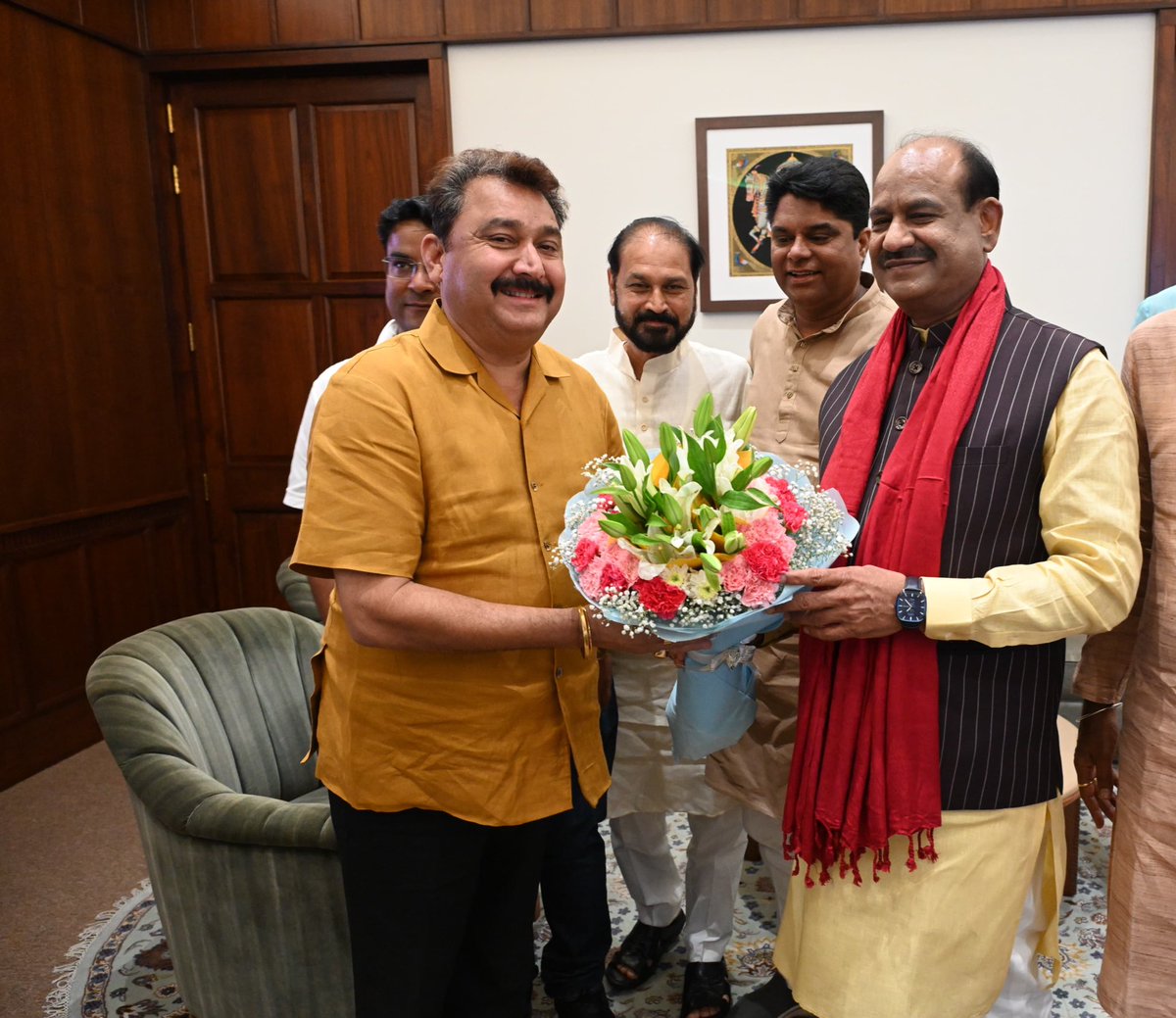 राजस्थान के कोटा बूंदी लोकसभा क्षेत्र से सांसद एवं हमें हमेशा परिवार की तरह संबल प्रदान करने वाले माननीय श्री ओम बिरला साहब को 18वीं लोकसभा में पुनः लोकसभा अध्यक्ष चुने जाने पर हार्दिक बधाई एवं शुभकामनाएं ।
आपके उज्जवल कार्यकाल की मंगलकामनाए । 💐💐

#Congratulations #Rajasthan