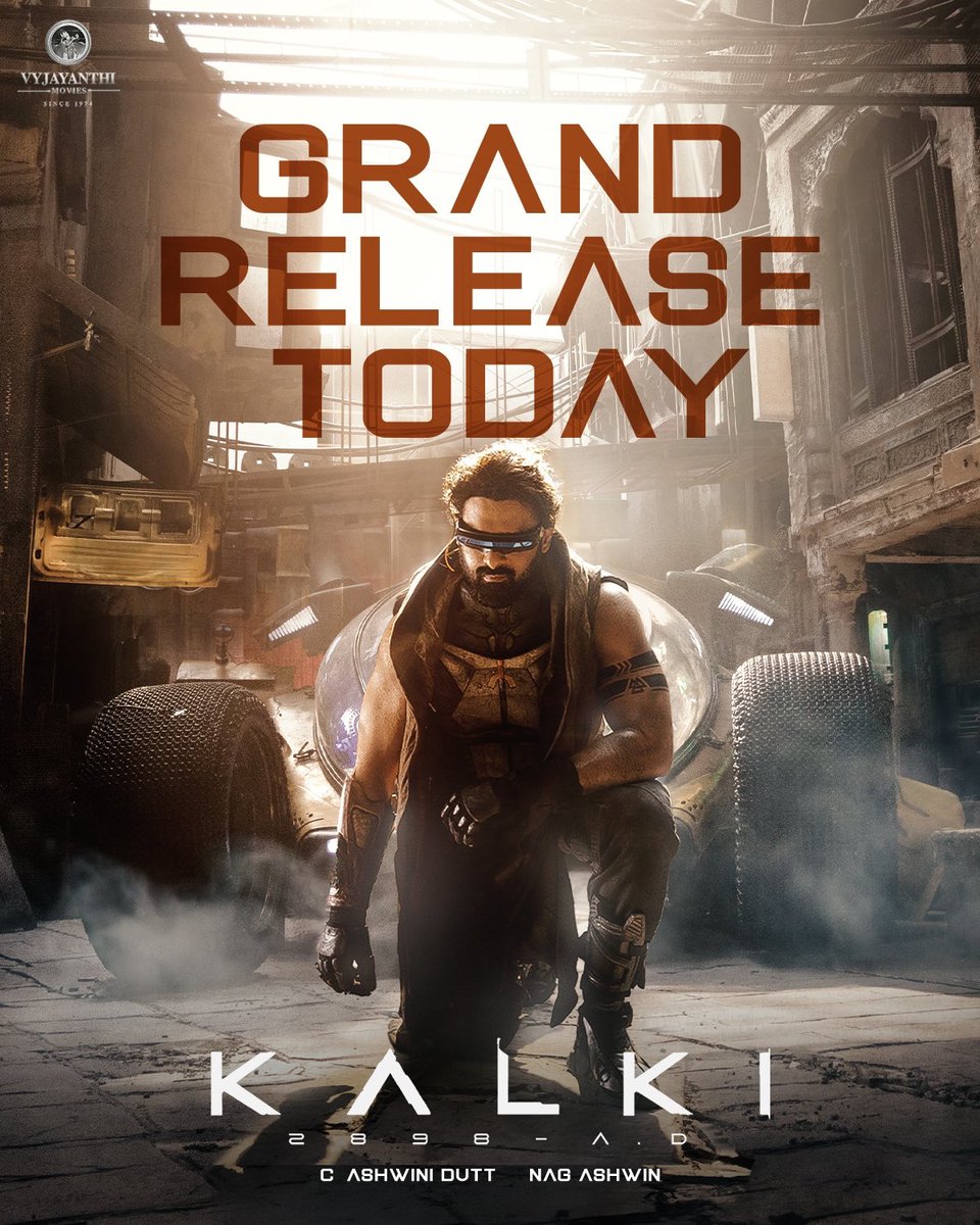 TFITalkies's tweet photo. #ShowTime 
#KALKI2898AD‌

#WorldPremier
#FDFS 

#Prabhas 
#nagashwin https://t.co/m70Qas9oYC