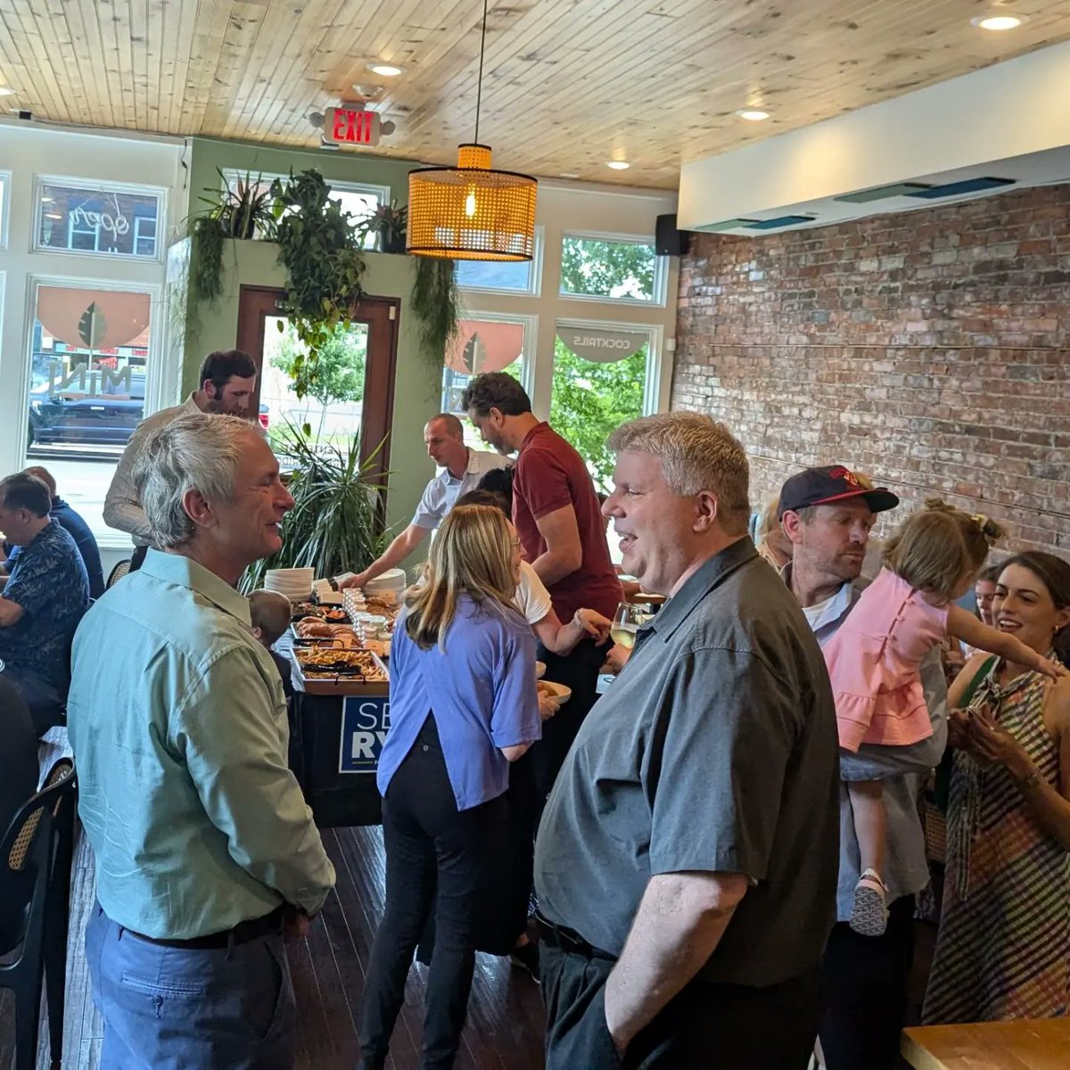 Thanks to everyone who attended our fundraiser on Niagara Street in Buffalo last night!

All the support is greatly appreciated. On to victory in November!