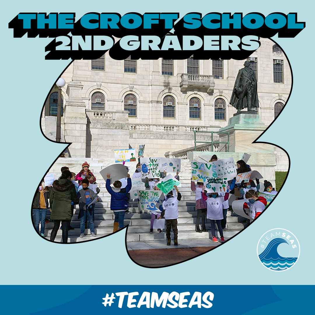 Let’s give a big 👍 👍  up to these awesome 2nd graders from Croft School! They made signs and rallied in front of the Rhode Island State House in support of #TeamSeas

#KidsForOceans #YoungOceanHeroes
#SeaSaversKids #LittleOceanWarriors
#EcoKidsUnite