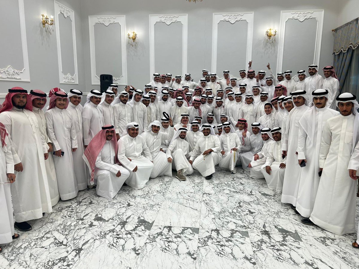 بسم الله الرحمن الرحيم

(فَإِذا عَزَمتَ فَتَوَكَّل عَلَى اللَّهِ إِنَّ اللَّهَ يُحِبُّ المُتَوَكِّلينَ)

تم بحمد الله تزكيتي انا :

عبدالله وليد الجنيدي الشمري 

مرشحاً ضمن صفوف القائمة المستقلة 

للعام النقابي 2024/2025💛💙

والله وليّ التوفيق
#paaet
#التطبيقي
#القائمة_المستقلة