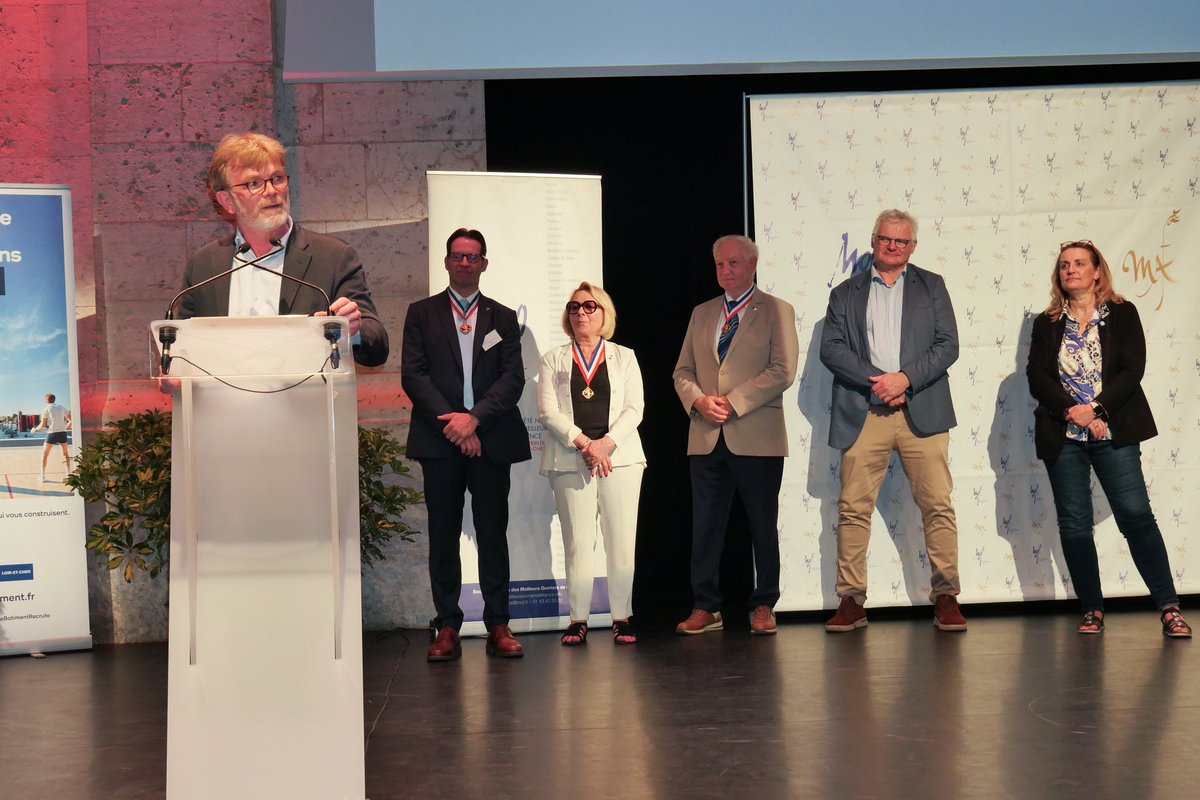 MFesneau's tweet photo. Le Loir-et-Cher a du talent !

J’adresse toutes mes félicitations aux 24 apprentis de mon département lauréats du concours un des « Meilleurs Apprentis de France » 2024.

L’artisanat joue un rôle essentiel dans notre économie et je continuerai de le soutenir, comme nous l’avons fait ces dernières années. 

Dans notre territoire comme partout en France, l’artisanat porte le développement économique local, permet le maintien des savoir-faire continuons de les encourager !