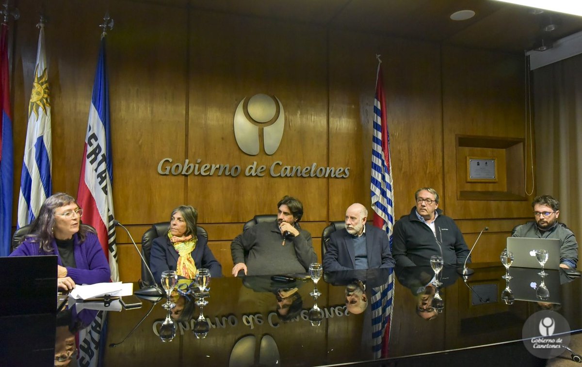 IdCanelones's tweet photo. ◾️ En el marco del 51° aniversario del Golpe de Estado y la Huelga General de 1973, la Intendencia de #Canelones realiza conferencia de prensa con motivo del relanzamiento del sitio web Memorias de mi pueblo.

🧑‍💻Acceda a la web aquí➡️https://t.co/6YvgknC5uY https://t.co/pcykU9PJaF