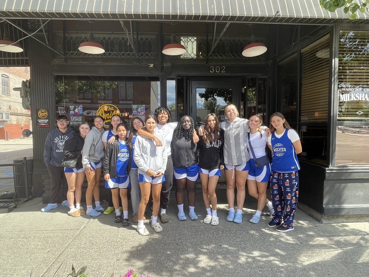 EFHS Lady Wolves Basketball (@efhs_lwbb) on Twitter photo It’s been a grind these past few days! Memories made and these smiles will last forever. #BNBcamp #workhard #havefun <a href="/EFHSAthletics/">EFHS Athletics</a> @SBebeee_BUHSD It’s been a grind these past few days! Memories made and these smiles will last forever. #BNBcamp #workhard #havefun <a href="/EFHSAthletics/">EFHS Athletics</a> @SBebeee_BUHSD