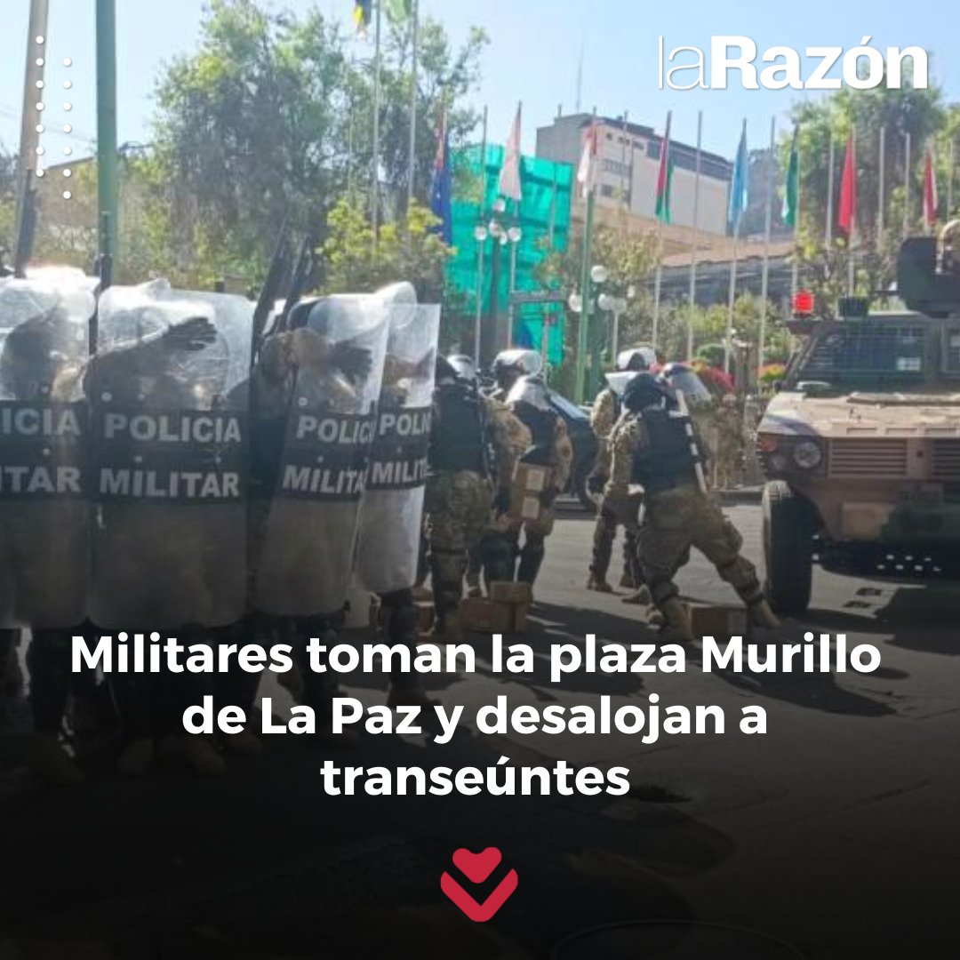 LaRazon_Bolivia's tweet photo. #Último
Vehículos y militares del Ejército fueron desplegados a la Plaza Murillo, donde se encuentra Palacio de Gobierno y la Asamblea Legislativa Plurinacional. https://t.co/ABes3pAUuj