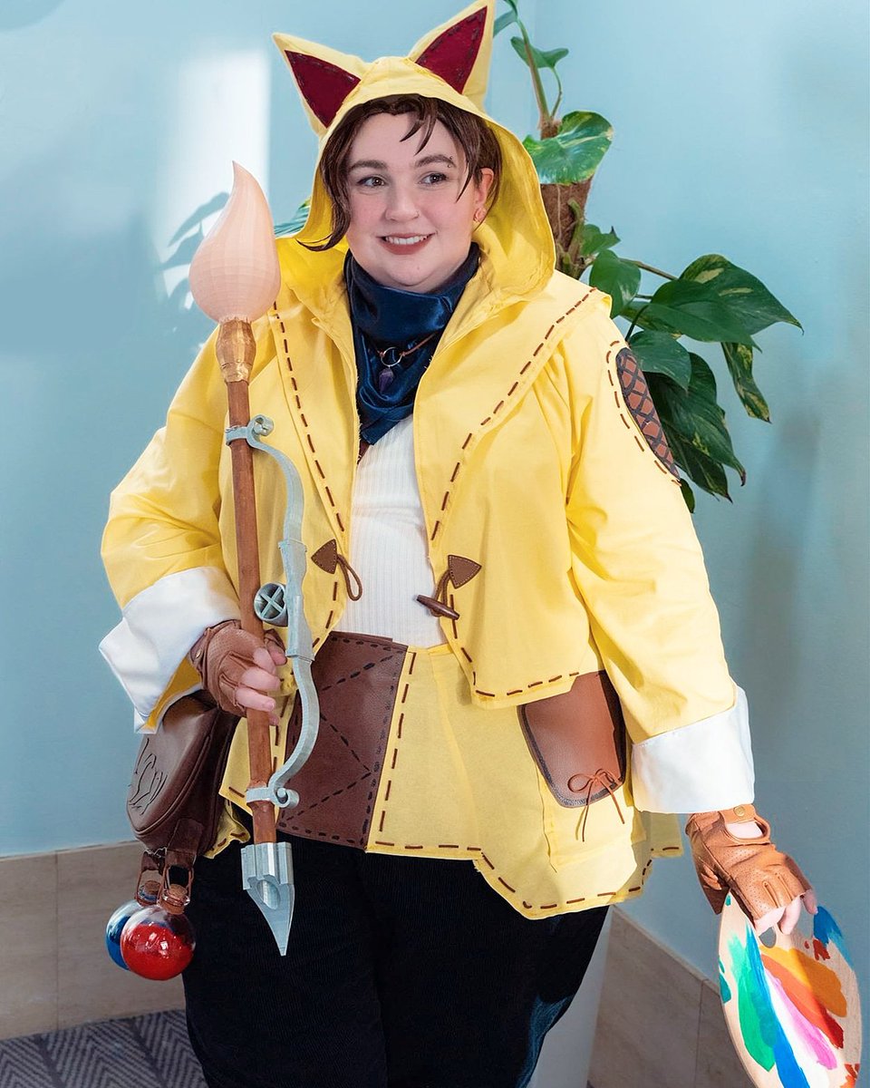while #FFXIV is down for maintenance, i wanted to show some of my XIV cosplays i've made over the last 2 years! XIV was the fandom that started the cosplay bug for me, so here's some of my work!