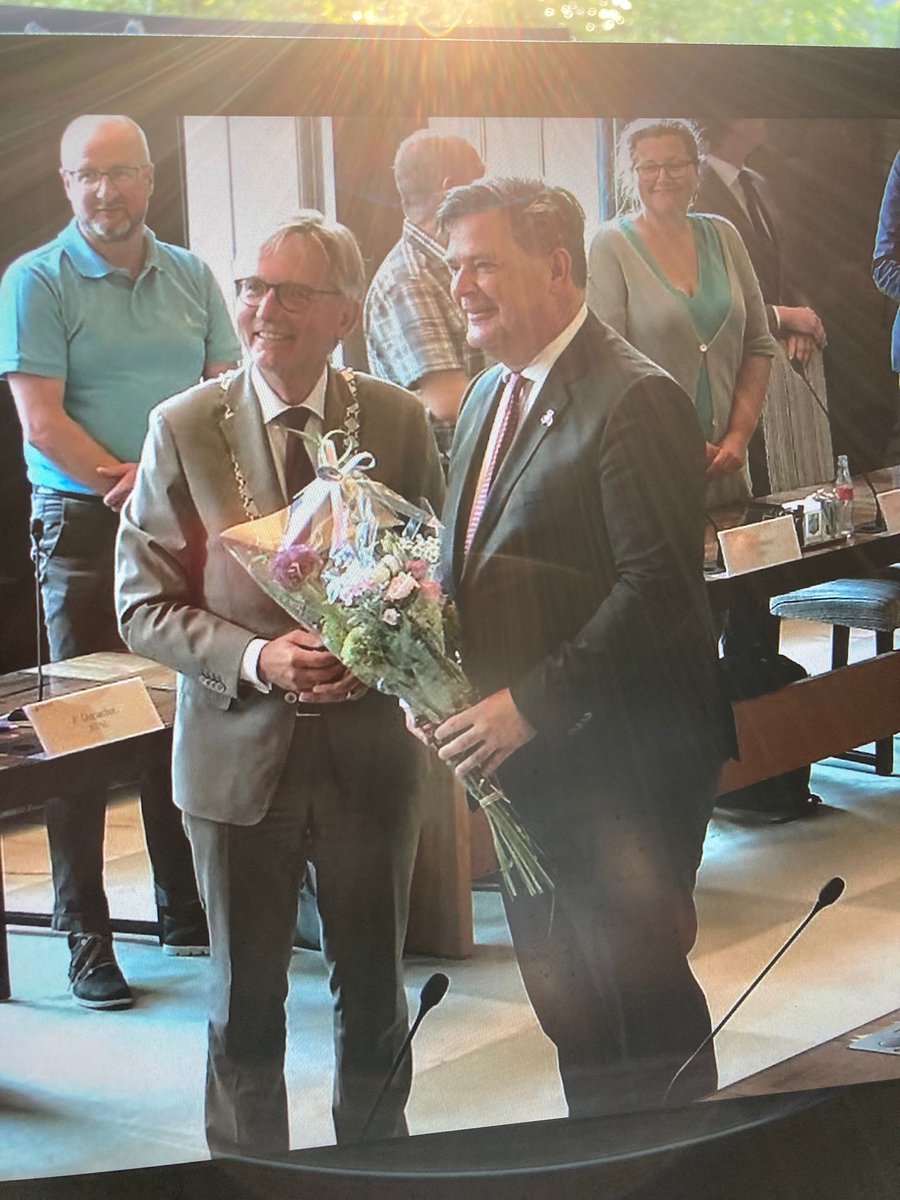 Floris Voorink tweet media