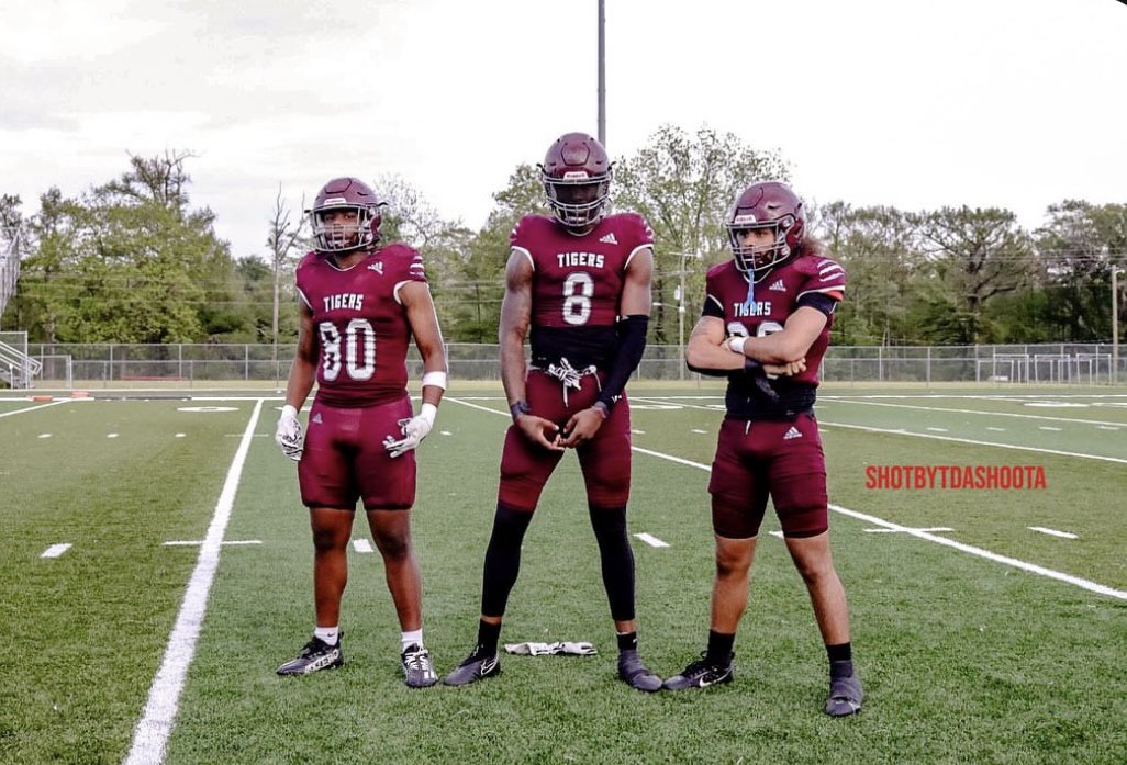 Due to unfortunate news with my eligibility I will no longer be able to participate in this upcoming szn with that being said I am looking for a home in the spring once I graduate from juco this fall …….