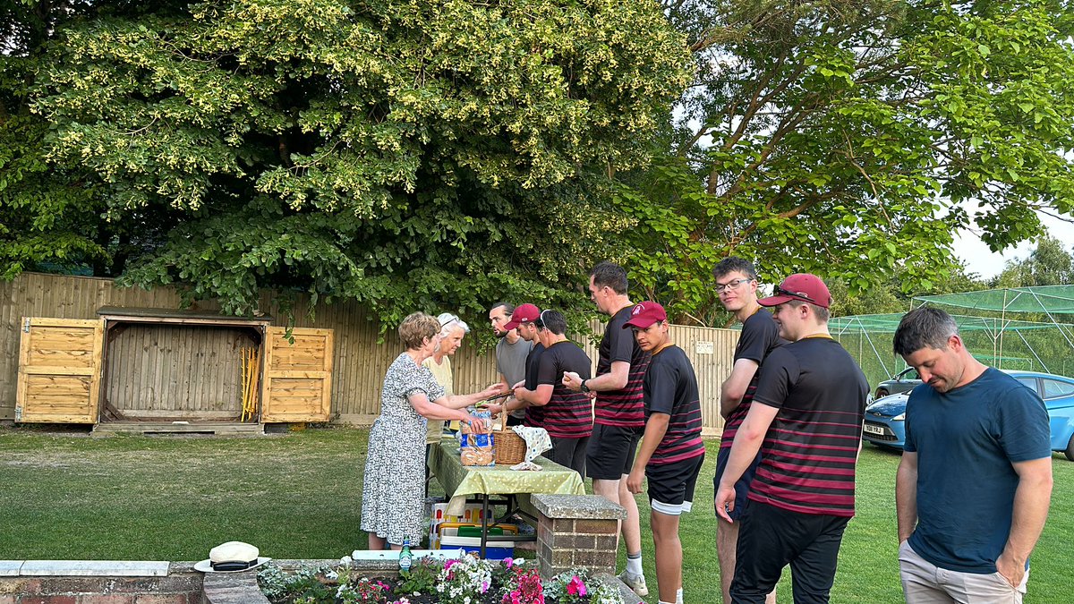 The BBQ dream team  Alan, Jo and Katie from <a href="/QGardensFarmSho/">Q Gardens Farm Shop</a>
