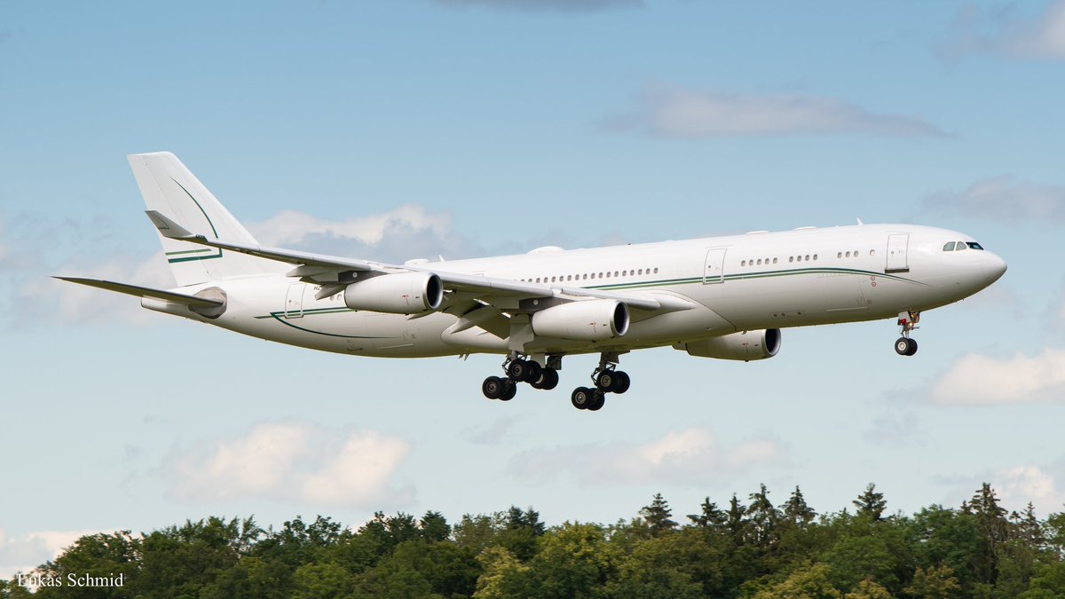 aviation_schmid's tweet photo. Alpha Star / Airbus A340-200 / HZ-SKY1 / ZRH - 15.6.24

#AvGeek #planespotting #planes #planespotter #aviation #aviationphotography #spotting #ZRH #ZRHAirport #ZRHmovements #alphastar #airbus #a342 #hzsky1 https://t.co/lzuncFVtY6
