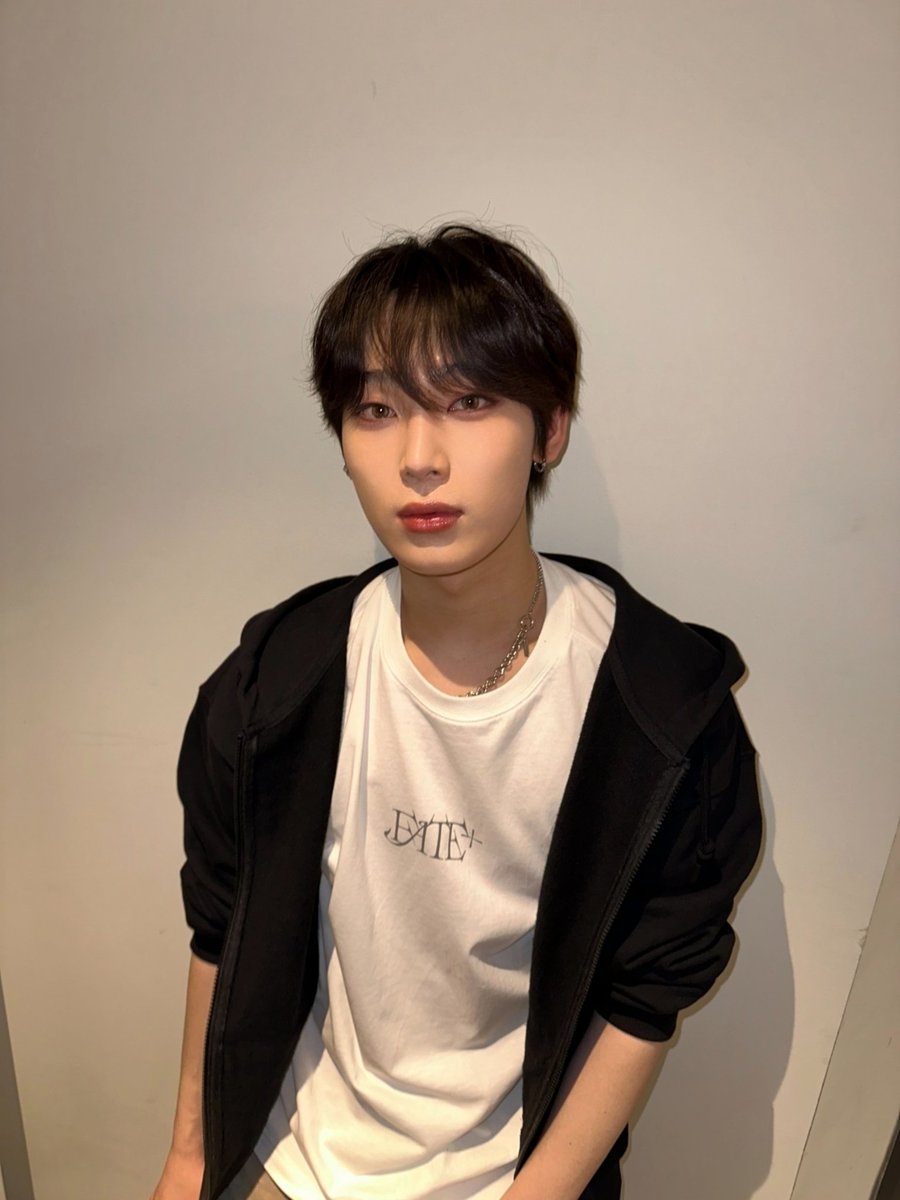 b_csengee's tweet photo. @ENHYPEN_members Happy Birthday to Sunoo! 🎂
It's late, but I hope you had a good birthday and laughed a lot!
 Always be yourself and always live happily!  🤍💫
I love you and Happy Sunoo Day! 🎉
06.24 https://t.co/n950aF4tbA