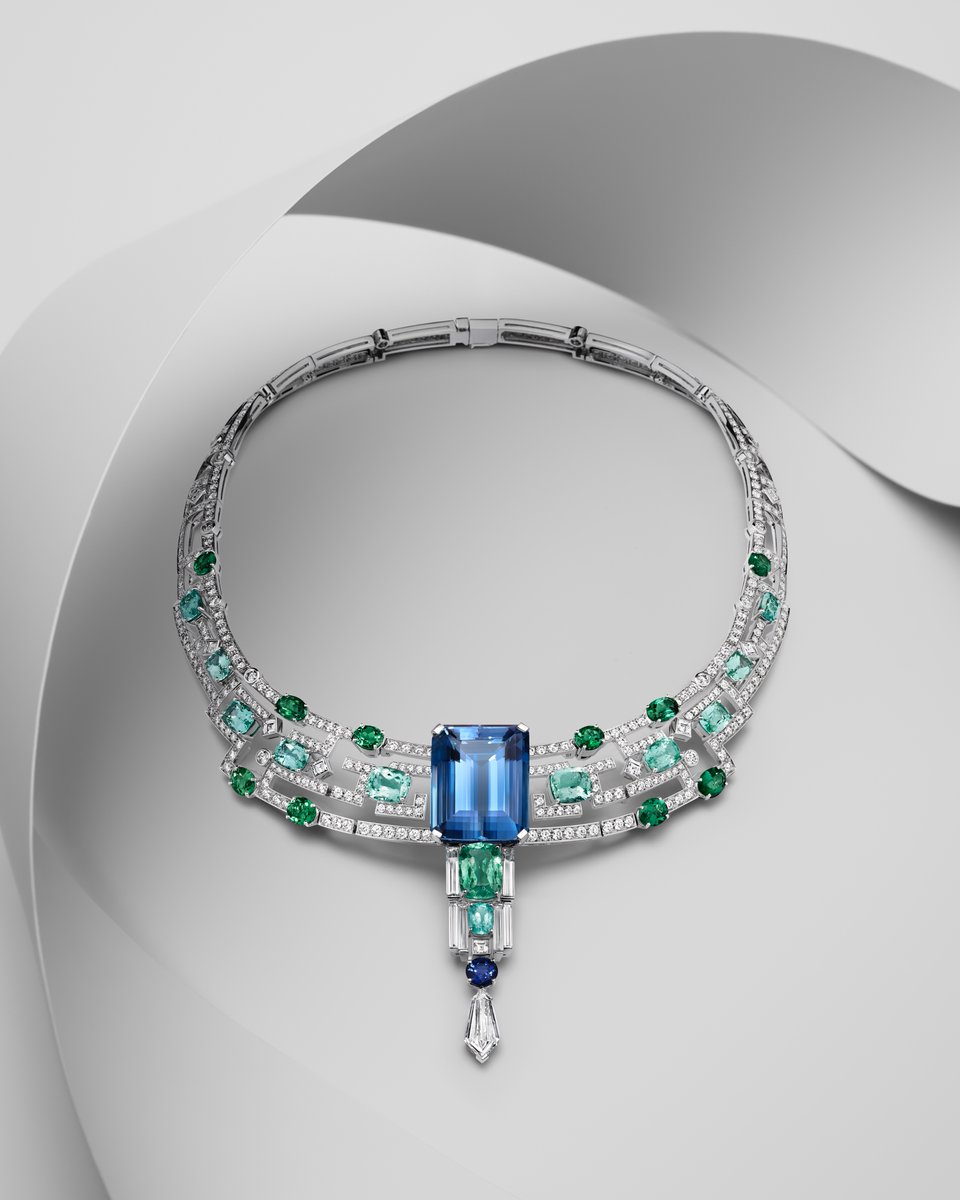 Miami_Living's tweet photo. Embark on a journey through Italian gardens with Labirinti Gucci, featured in Miami Living's Jun-Jul issue on page 122. Explore more at https://t.co/kNRn4nzgGw. 

#LabirintiGucci #HighJewelry #ItalianGardens #MiamiLiving #LuxuryJewelry https://t.co/MxwNWP5LVj