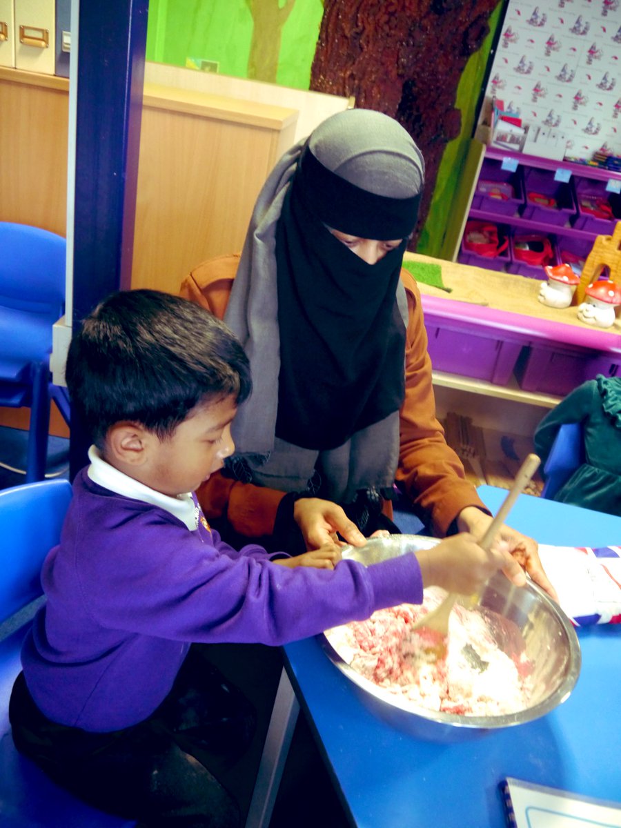 The children loved taking part in all of the different activities as part of the REAL project. Our focus this term was ‘mark making’ ✨
#EYFS #EarlyYears #REALProject #EarlyMarkMaking