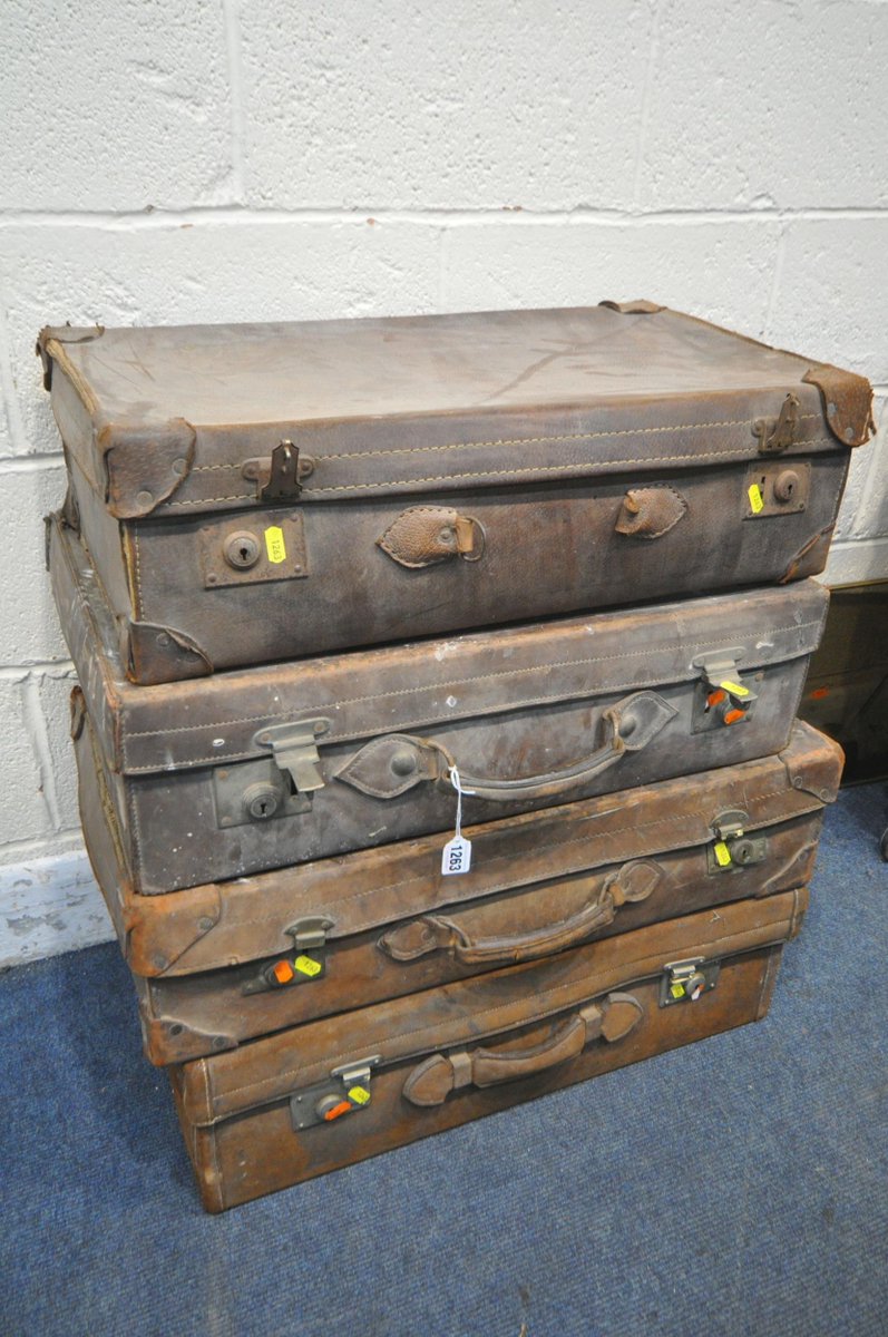 Post 4: Suitcases make great statement pieces in bedrooms and guest rooms - imagine these four late 19C/early 20C brown cases with a bright, funky new interior: tinyurl.com/2uvbp83r

#vintageshowandsell #vintageluggage #luggageupcycle