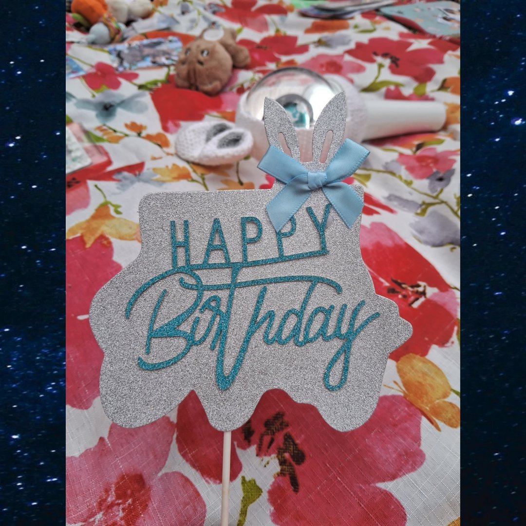 ONEUS_Peru's tweet photo. [ Reunión presencial: #HappyKeonheeDay ]

¡Feliz Cumpleaños a nuestro conejo favorito! 🥳🩵

#반짝이는_구름이_건햐_생일축하해
#SHINING_BLUE_KEONHEE_DAY

@official_ONEUS @ONEUS_JPN
@RBW_OfficialTwt
#ONEUS #TOMOON #oneusperu #oneus_peru #kpopperu
︿︿︿︿︿︿︿★
 STAFF ONEUS PERU https://t.co/tnX7CctWOa