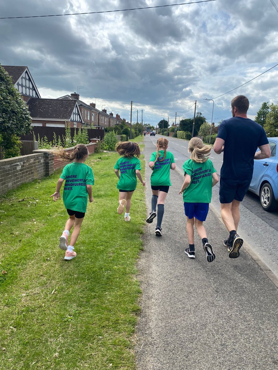 MrsJDunham's tweet photo. Last week @WinchelseaMrG took my place at M2 run club, they did brilliantly and some of the girls reached 3K! This week we all ran more than 3K 🥳 
2 weeks until challenge day 🏃‍♀️ 👟 💪🏽 https://t.co/bTBidx2zHW