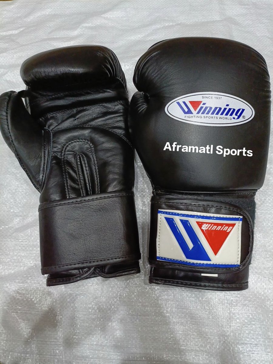 aframatl's tweet photo. #boxinggloves #boxinggears #boxingstores #winninggloves #boxingfighters #boxingclubs #boxinggyms #boxingday #boxingfamily #boxingfitness #boxingworkout #boxingcoach #forsale https://t.co/ap7bVbZs3Y