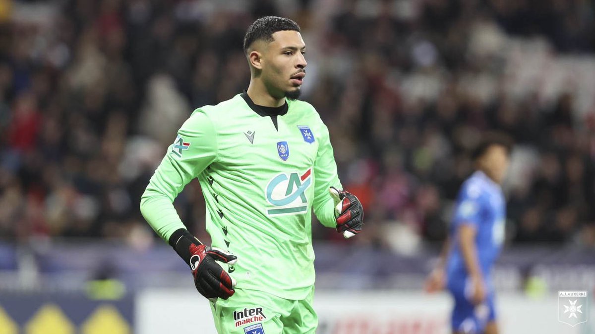 AJ Auxerre tweet media