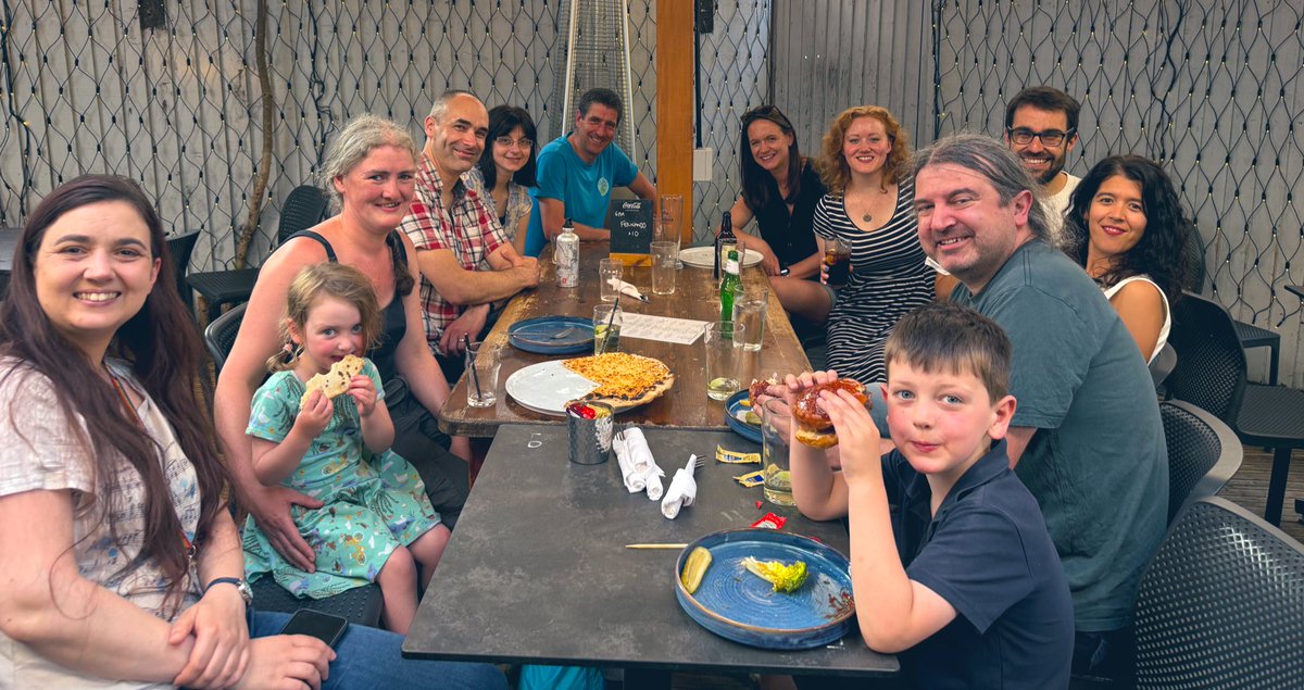 Wow! So proud of the success of the first <a href="/cam_scicomm/">Cambridge Sci Comm Socials</a> social "revival" meetup 🙌🏼 it was super well attended and we had tons of fun discussing #scicomm, summer plans and much more ✨ Ready for the next one? We're thinking early September 😏 cc <a href="/rarh3/">Rosy</a>
