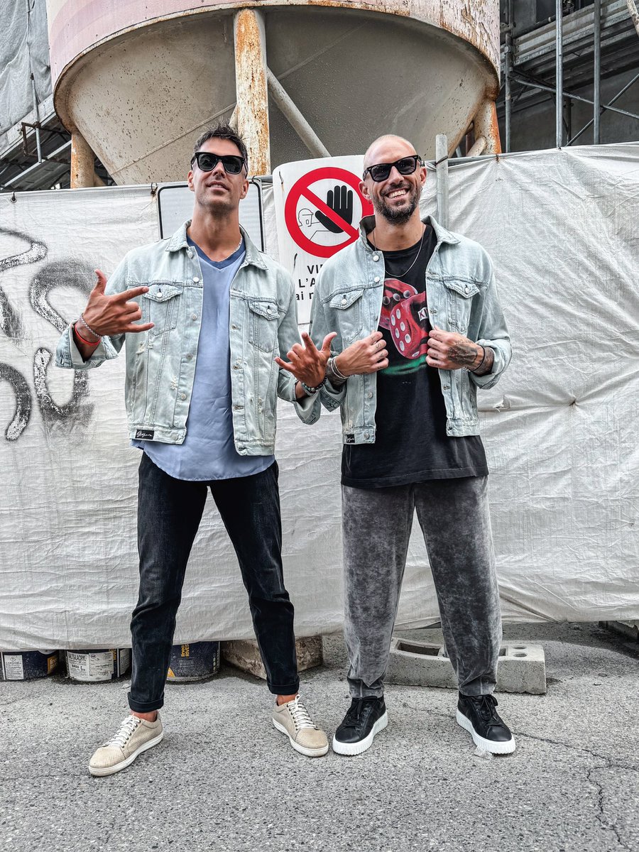 Mi pare l’outfit giusto per celebrare la fine delle carriere domani amigo! <a href="/BrunoCerella/">Bruno Cerella</a> 😍