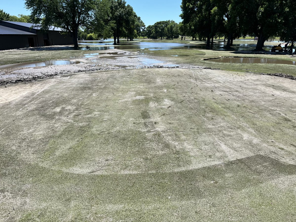 JGravesTurf's tweet photo. Happy with the progress today especially with irrigation system still down. Hole 9 had the worst of the sediment. https://t.co/YhAIOLhf4h