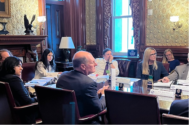 Today the NSC - with <a href="/StateCGAC/">Coordinator on Global Anti-Corruption</a> <a href="/USAIDDRG/">USAID/DRG</a> and <a href="/USTreasury/">Treasury Department</a> - hosted a roundtable with key stakeholders to celebrate how our global #anticorruption work is delivering for American businesses, keeping communities safer, and standing up for #democracy around the world.