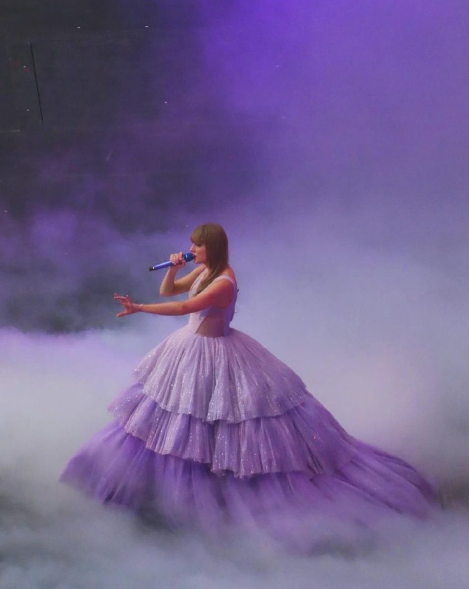 𝒮𝒶𝓇𝒶𝒽 (𝒯𝒶𝓎𝓁𝑜𝓇’𝓈 𝓋𝑒𝓇𝓈𝒾𝑜𝓃) ❤️‍🔥 tweet media