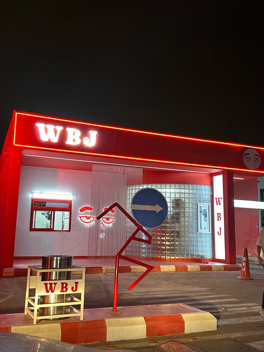 Golden Places tweet media