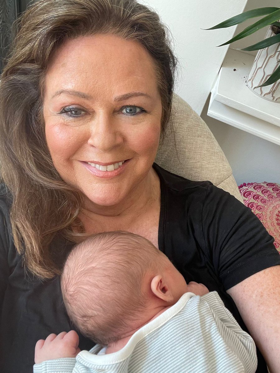 Kate Robbins tweet media