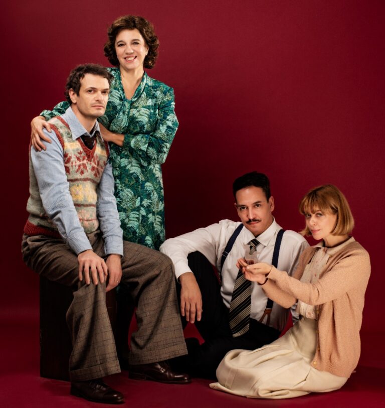 Gerardo Yomal (@gerardoyomal) on Twitter photo Es un buen momento para llenar los teatros.
Te recomiendo "El zoo de cristal" de Tennessee Williams, versión de Mauricio Kartun.
Con la 'taladrante' actuación de Ingrid Pelicori y gran elenco.
Hoy en <a href="/HastaTrilce/">Hasta Trilce</a> Es un buen momento para llenar los teatros.
Te recomiendo "El zoo de cristal" de Tennessee Williams, versión de Mauricio Kartun.
Con la 'taladrante' actuación de Ingrid Pelicori y gran elenco.
Hoy en <a href="/HastaTrilce/">Hasta Trilce</a>