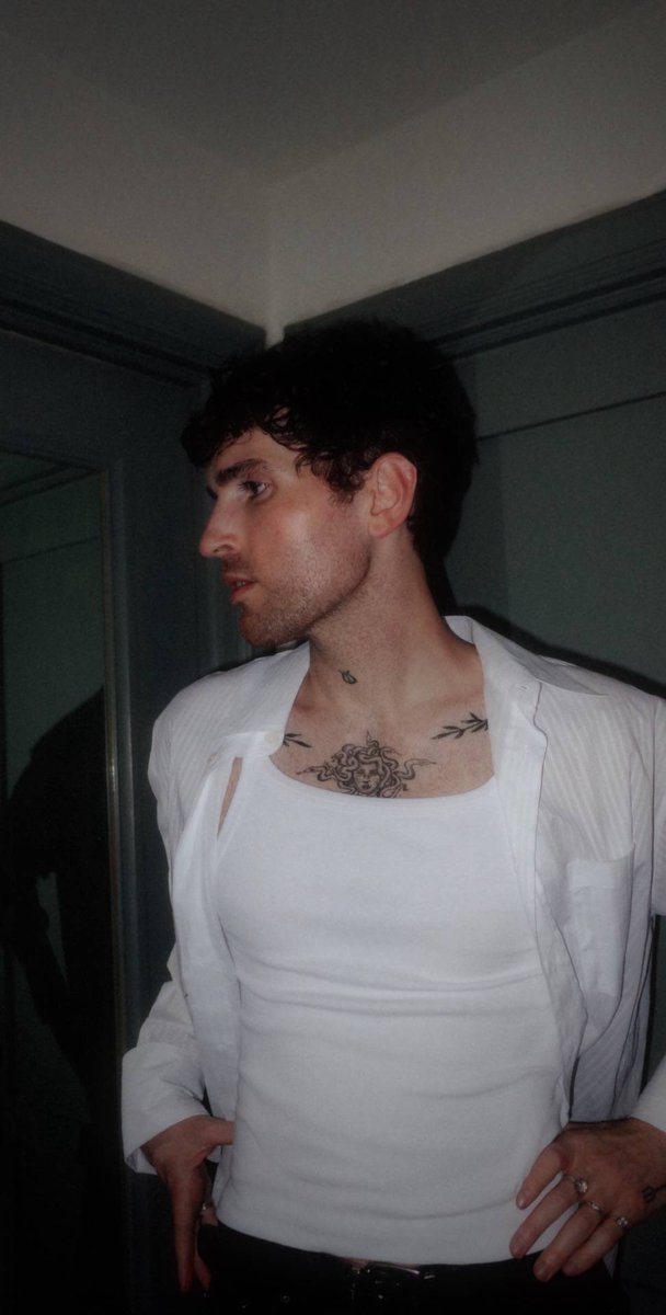 Duncan Laurence Updates tweet media