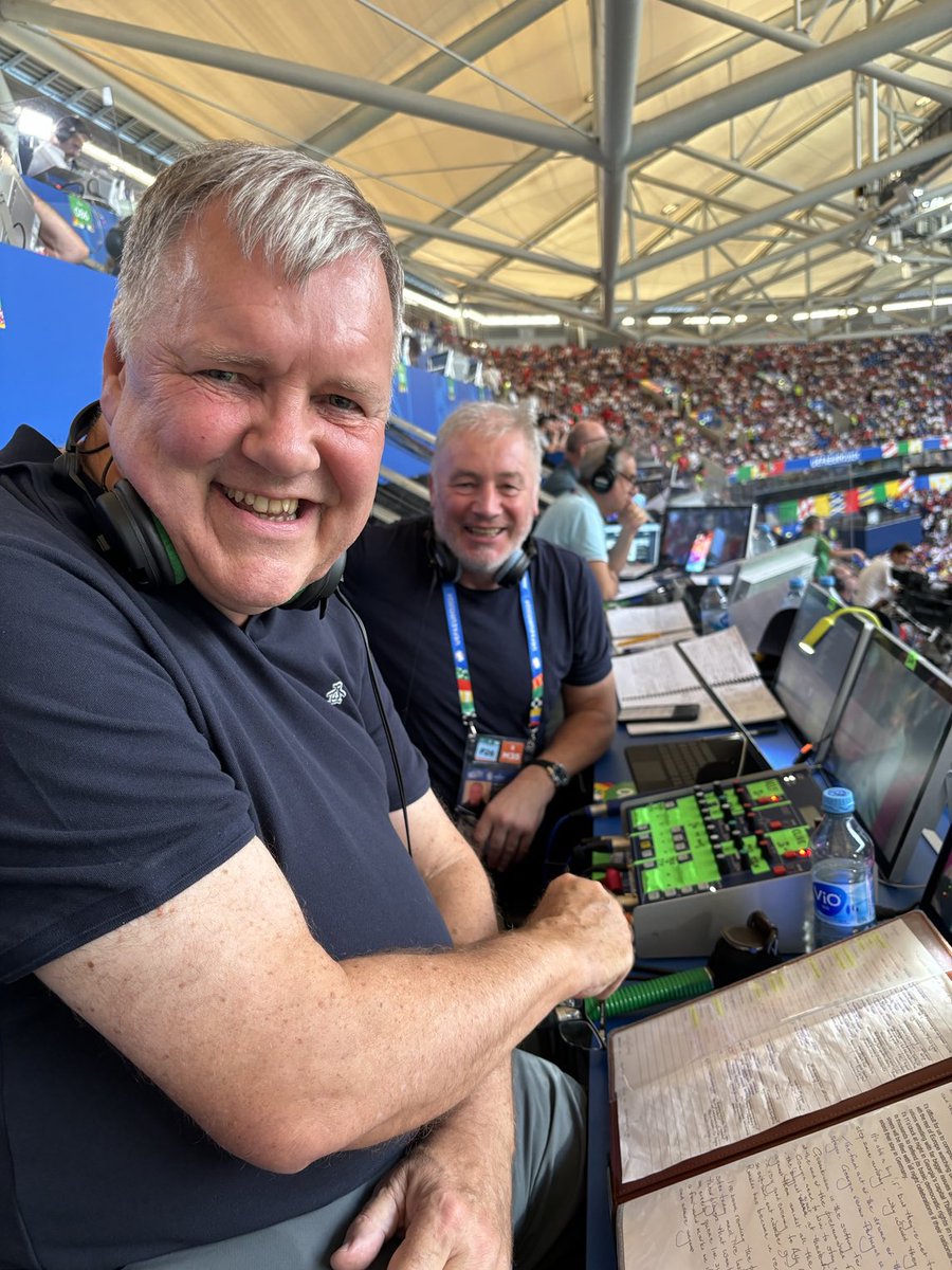 ZAGKAG1811's tweet photo. How Clive Tyldesley and Ally McCoist play second fiddle to boring boring Sam Matterface and Lee Dixon is beyond me 🙄

@itvfootball - do the right thing for the final 

#Euro2024 https://t.co/52cRPnrF91