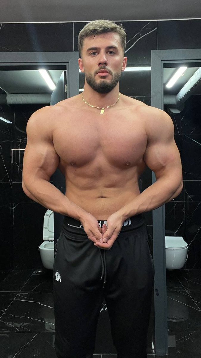 KangParkir tweet media