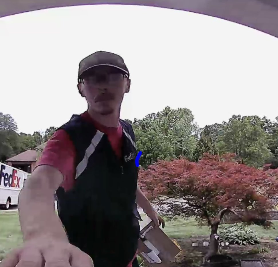 Lost_by_Resolve's tweet photo. I need help finding this @FedEx driver in the northeast Cincinnati suburbs! A USPS package was stolen off of our porch and this driver found it. He went way out of his way to retrieve the contents and return it all to us and we want to say thank you! #fedex #kindness #gooddeed https://t.co/MboiMGTTJv