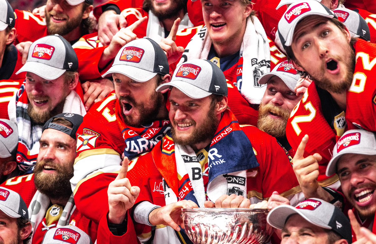 FlaPanthers's tweet photo. One of a kind.

The first Finnish captain to raise the Cup 🇫🇮🏆 https://t.co/KjFZ5KF8KP