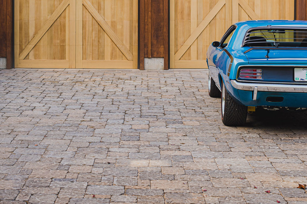 AmericanStone's tweet photo. Professionals trust Western Interlock pavers for their quality and design. #WesternInterlock #Landscaping  https://t.co/yCgyPgdnbY https://t.co/n2huoDKgTT