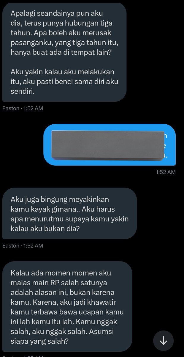 ziellars's tweet photo. 𝑨𝐑𝐒𝐄𝐍𝐈𝐃𝐄: You fucking lied to me for a year, berkilah kalau ga punya pasangan dan terus meyakinkan aku dengan kebohongan. Dan baru sekarang kamu mengaku, itu pun karena kelakuanmu terbongkar duluan. @avoithics @Quintessnese @sanskarasa @zaneviathan @gioranso @costantinse https://t.co/gK1xBvnBia