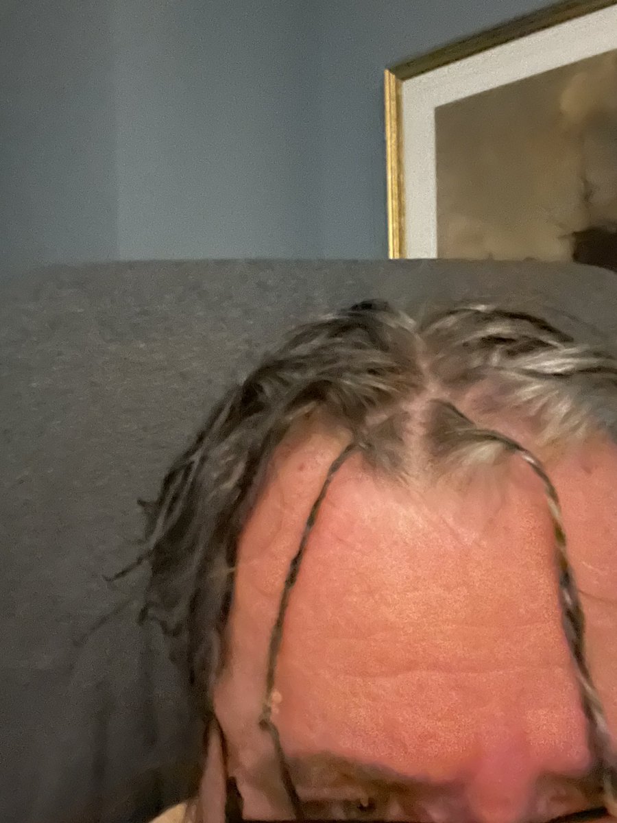 DutchieHuigens's tweet photo. The kid asked to do my hair this evening…
#ThingsWeDo https://t.co/I5Z1t7asCr