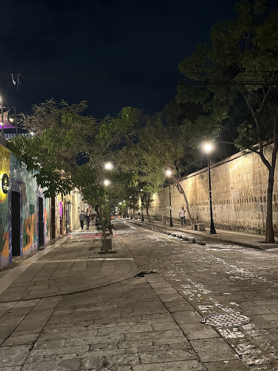 Así la noche. #OaxacaCapital